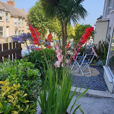 Fairways Guest House New Quay Екстериор снимка